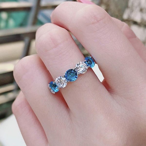 Aquamarine | Round Cut Diamond and Aquamarine- 925 Sterling Silver Gold