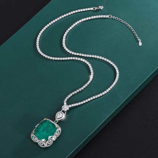 Emerald | Luxury Vintage 20*23mm Emerald Pendant Tennis Chain