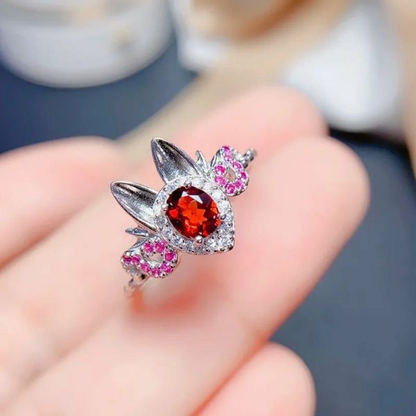 Garnet | Rabbit Dreamer Garnet925 Sterling Silver Red