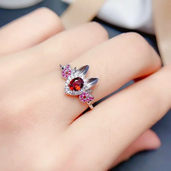 Garnet | Rabbit Dreamer Garnet925 Sterling Silver Red