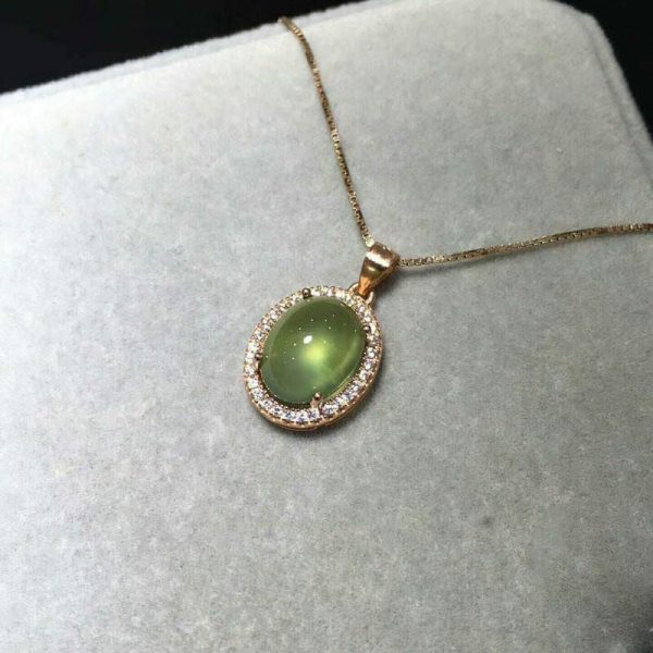 Necklaces | Exquisite Prehnite Pendant Gold