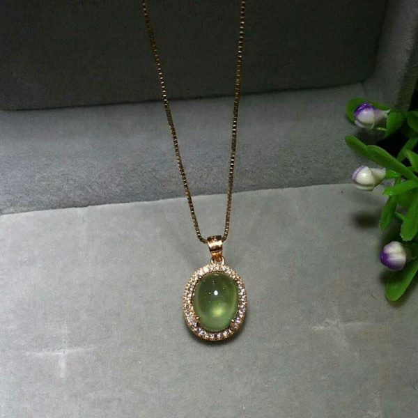 Necklaces | Exquisite Prehnite Pendant Gold