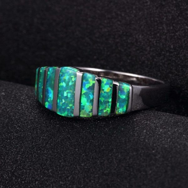 Opal | Luxurious Green Fire Opal Silver