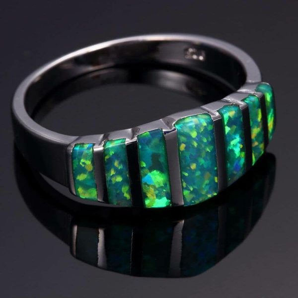 Opal | Luxurious Green Fire Opal Silver