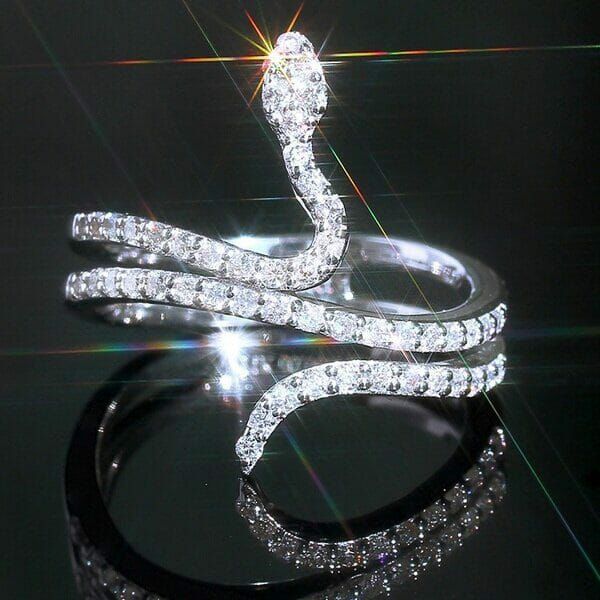 Rings | Shining Exaggerated Snake Nightclub Diamond